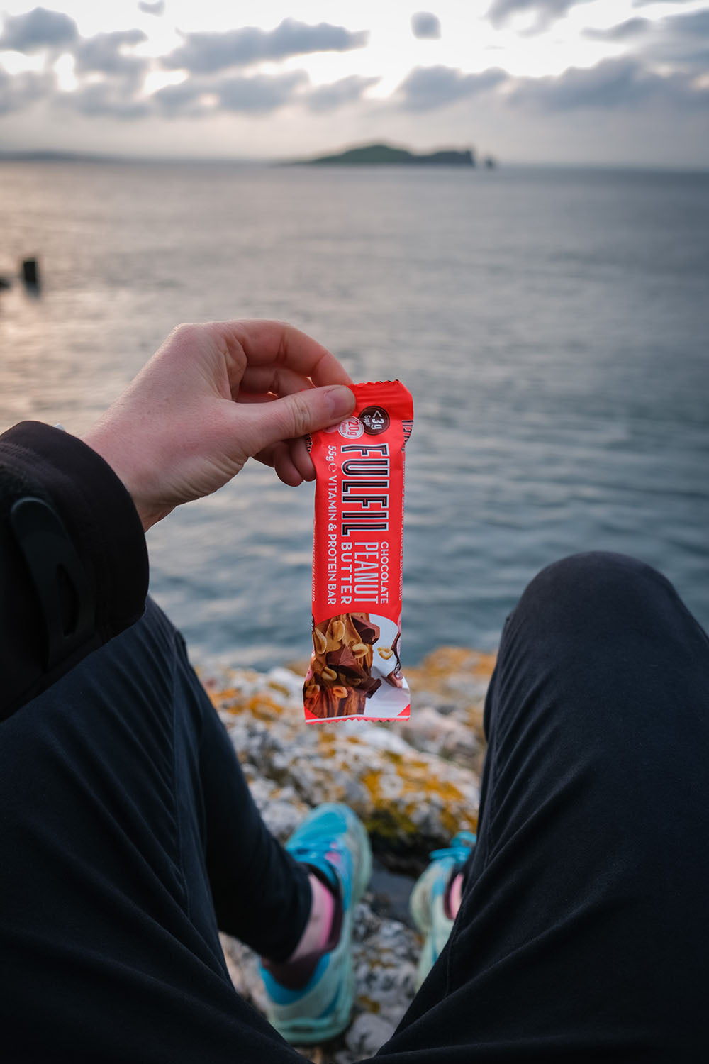 Fulfil Chocolate Peanut Butter Flavour - Vitamin & Protein Bar, Low Sugar, High Protein, 9 Vitamins, 55gm x 15 Bars