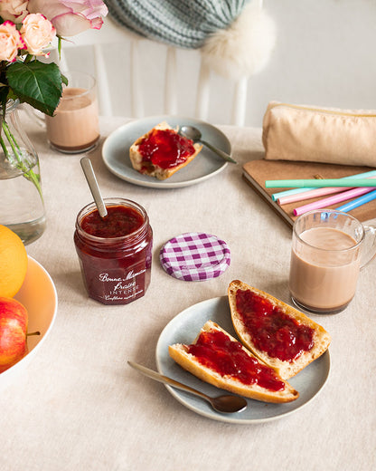 Bonne Maman Intense Strawberry Spread (335g)