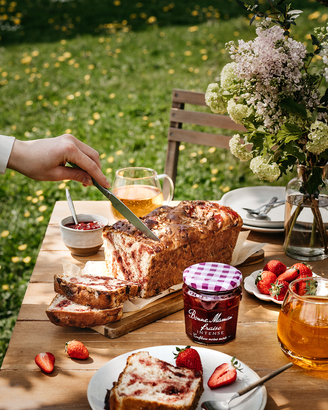Bonne Maman Intense Strawberry Spread (335g)