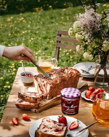 Bonne Maman Intense Strawberry Spread (335g)