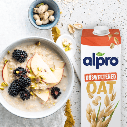 Alpro Drink Oat No Sugars/ Unsweetened Dual Pack (1l x 2), 100% Plant Based And Dairy Free, Suitable For Vegans, Naturally Free From Lactose, Rich In Nutrients