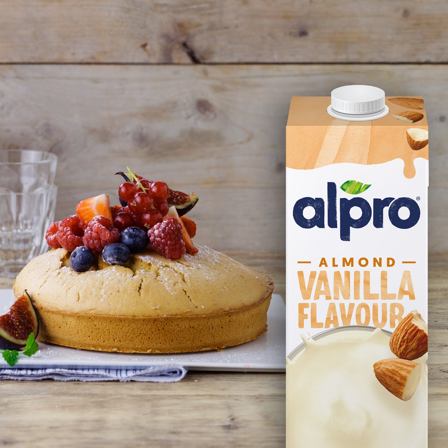 Alpro Almond Vanilla Drink 1L, 100% Plant Based And Dairy Free, Suitable For Vegans, Naturally Free From Lactose, Rich In Nutrients
