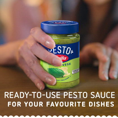 Barilla Pesto Genovese Pasta Sauce with Fresh Italian Basil 190g