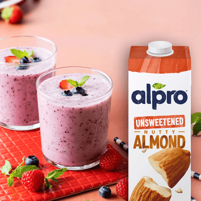 Alpro Almond Unsweetened Drink 1L, (Pack of 4) 100% Plant Based And Dairy Free, Suitable For Vegans, Naturally Free From Lactose, Rich In Nutrients